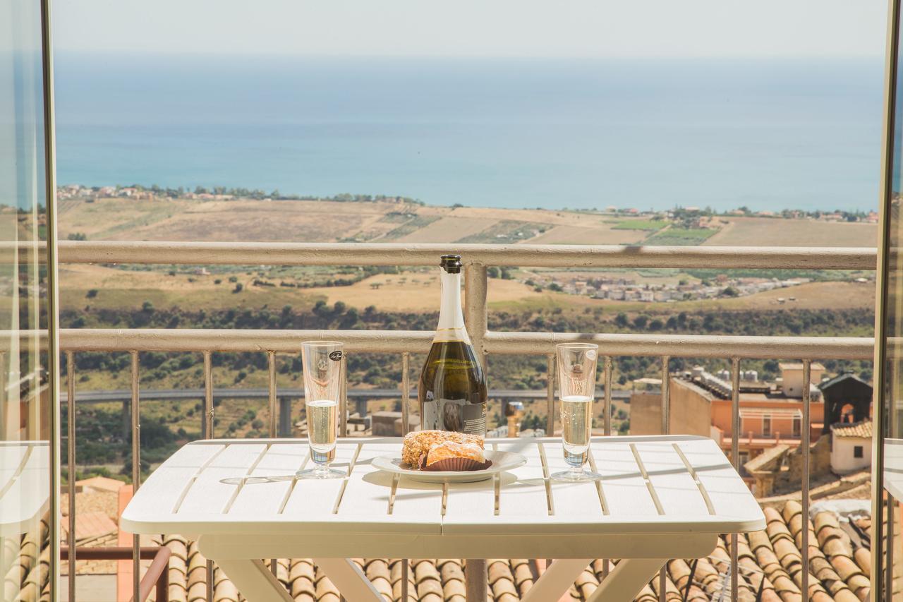 B&B Alla Cattedrale Агридженто Екстериор снимка