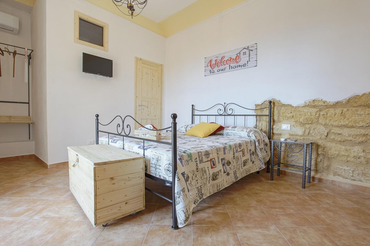 B&B Alla Cattedrale Агридженто Екстериор снимка