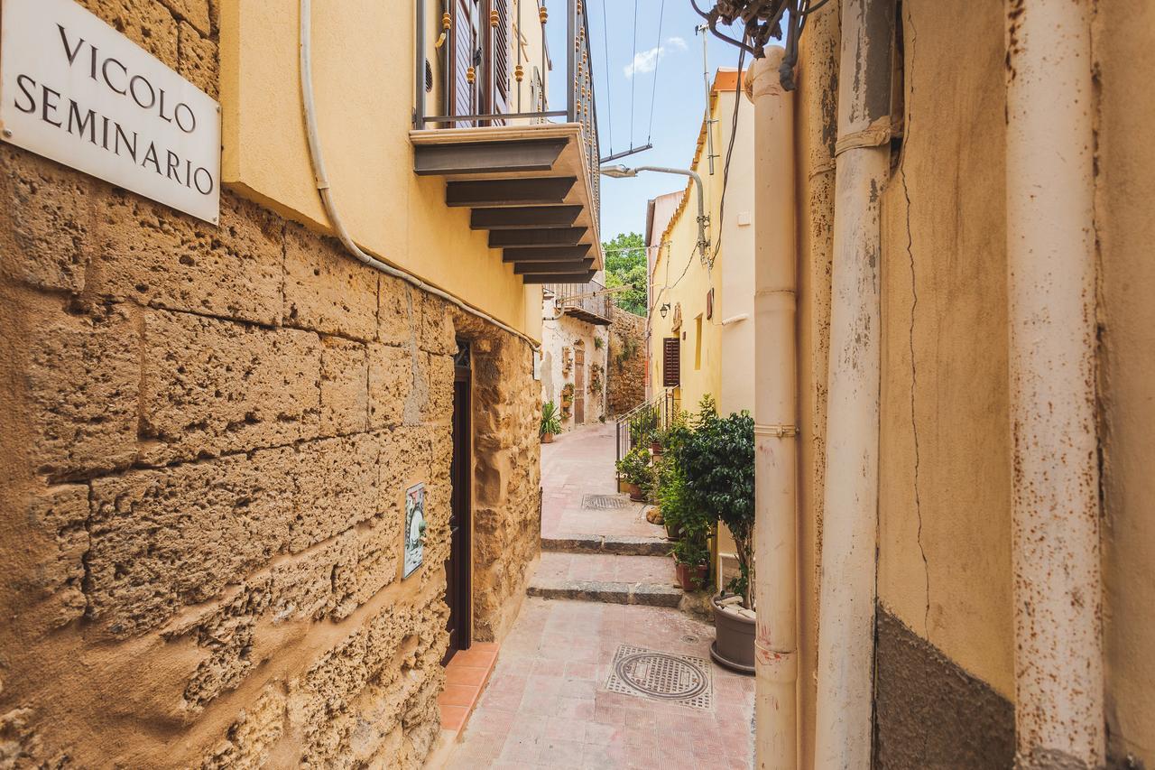 B&B Alla Cattedrale Агридженто Екстериор снимка